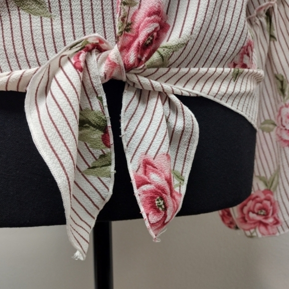 Anthropologie Lavender Field pinstripe floral bell sleeves top with waist tie - Picture 3 of 12